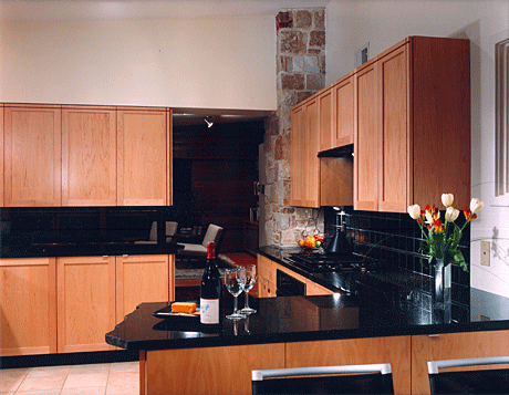 [Kitchen Photo]